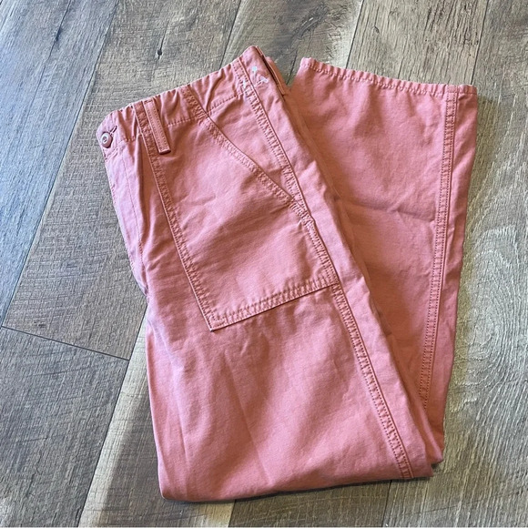 Levi’s Ribcage Straight Salmon Colored High Rise Utility Workwear Pants. F - Picture 2 of 4